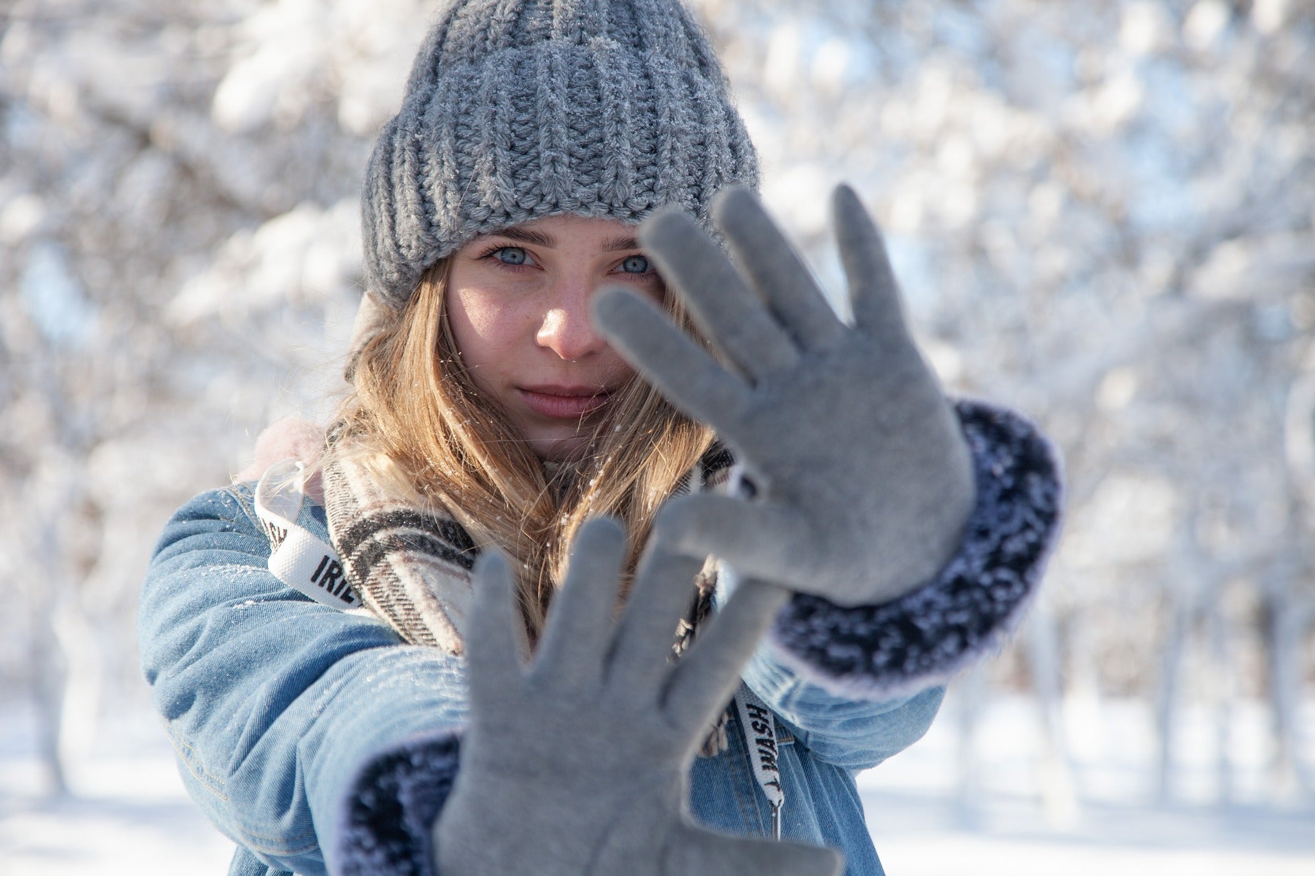 Im Onlineshop finden Sie Damenmode, Damenfashion und viele Outfits für die modebewusste Frau. Wintermode, Herbstmode von Monari, Lebek, Zerres und vielen anderen Mode-Labels.