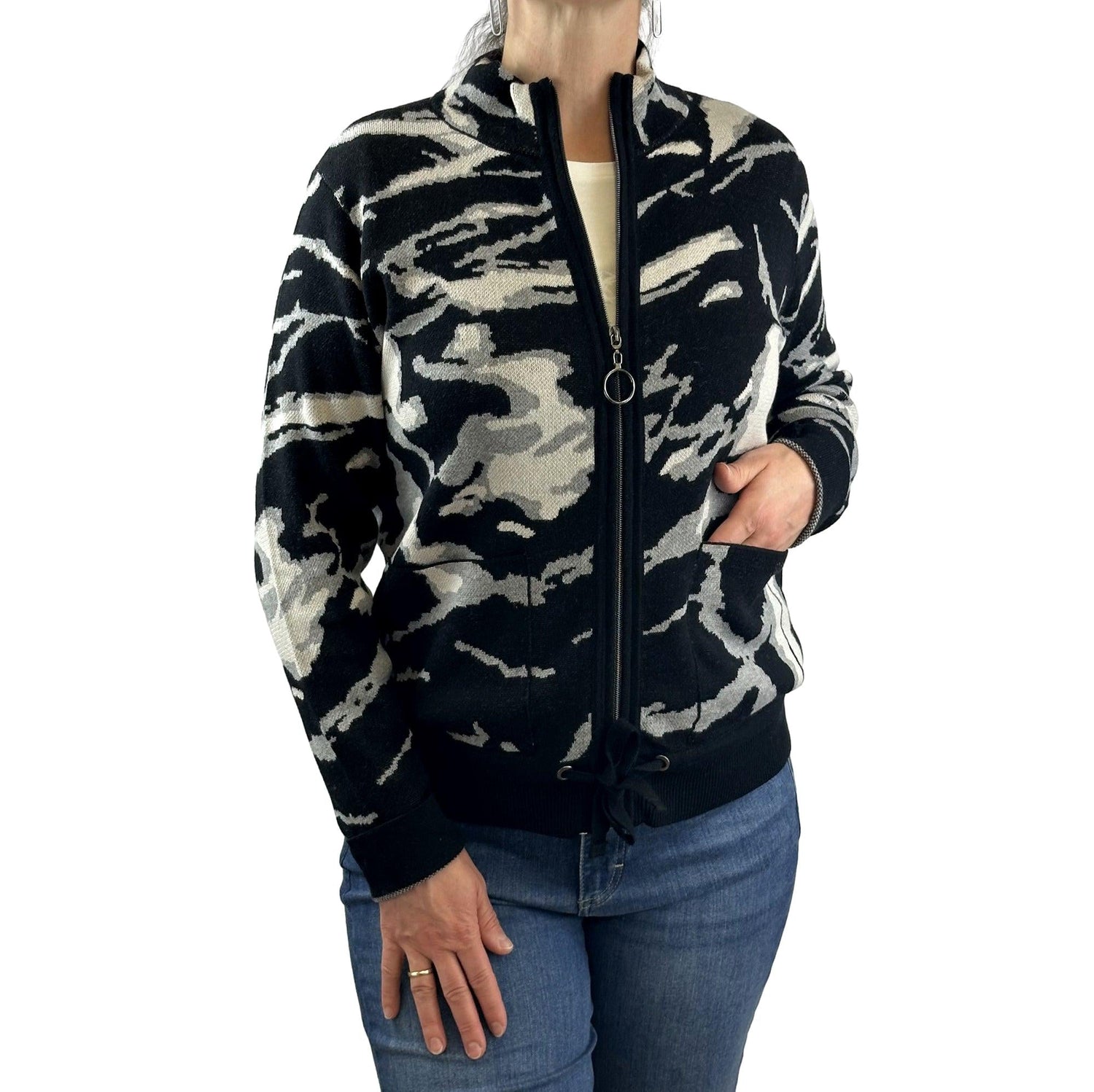 Strickjacke mit Allover-Print. Mode von Betty Barclay. Seidel Moden Onlineshop