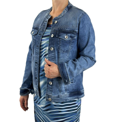 Jeansjacke mit Waschung. Mode von Cecil