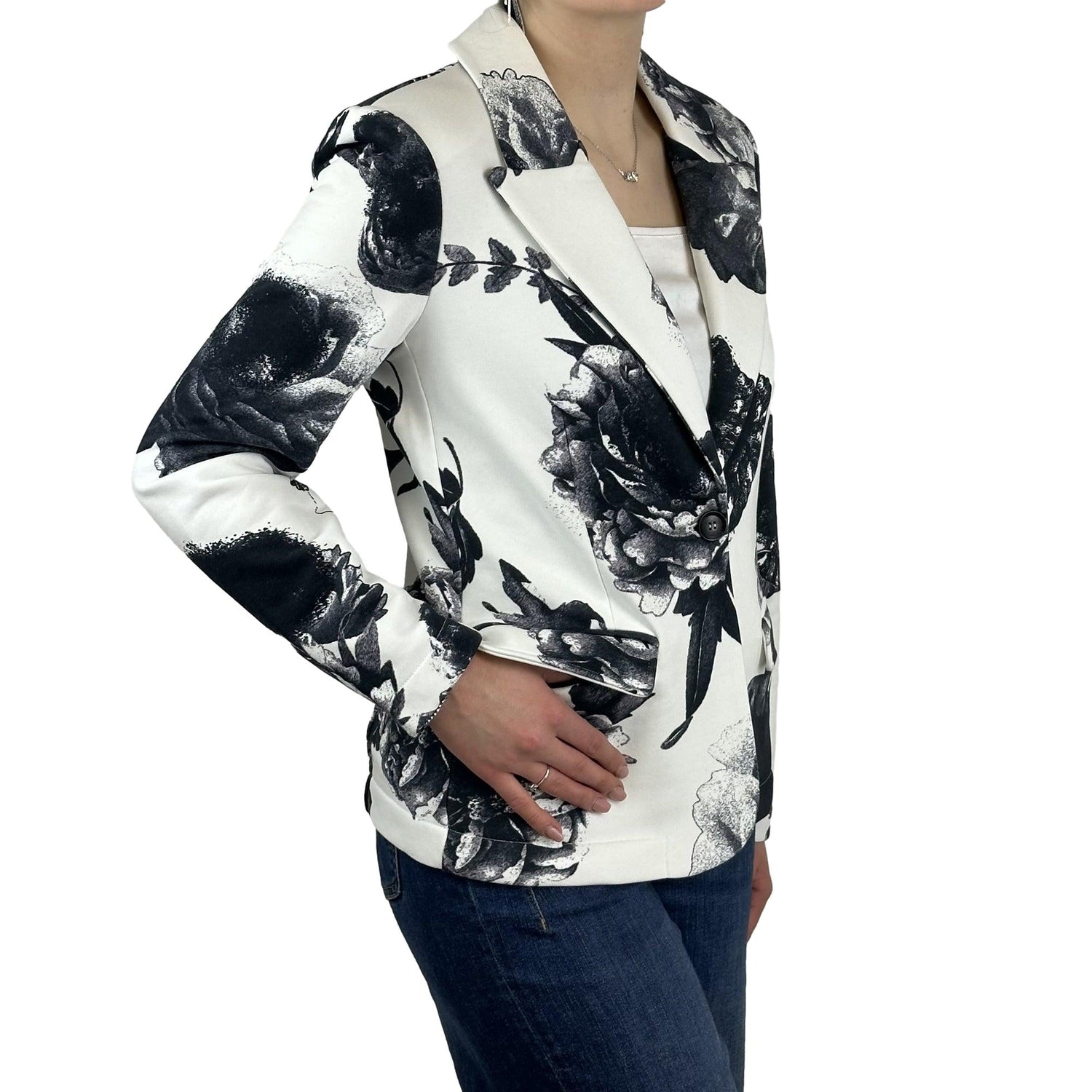 Blazer mit Flowerprint. Mode von Monari. Seidel Moden Onlineshop