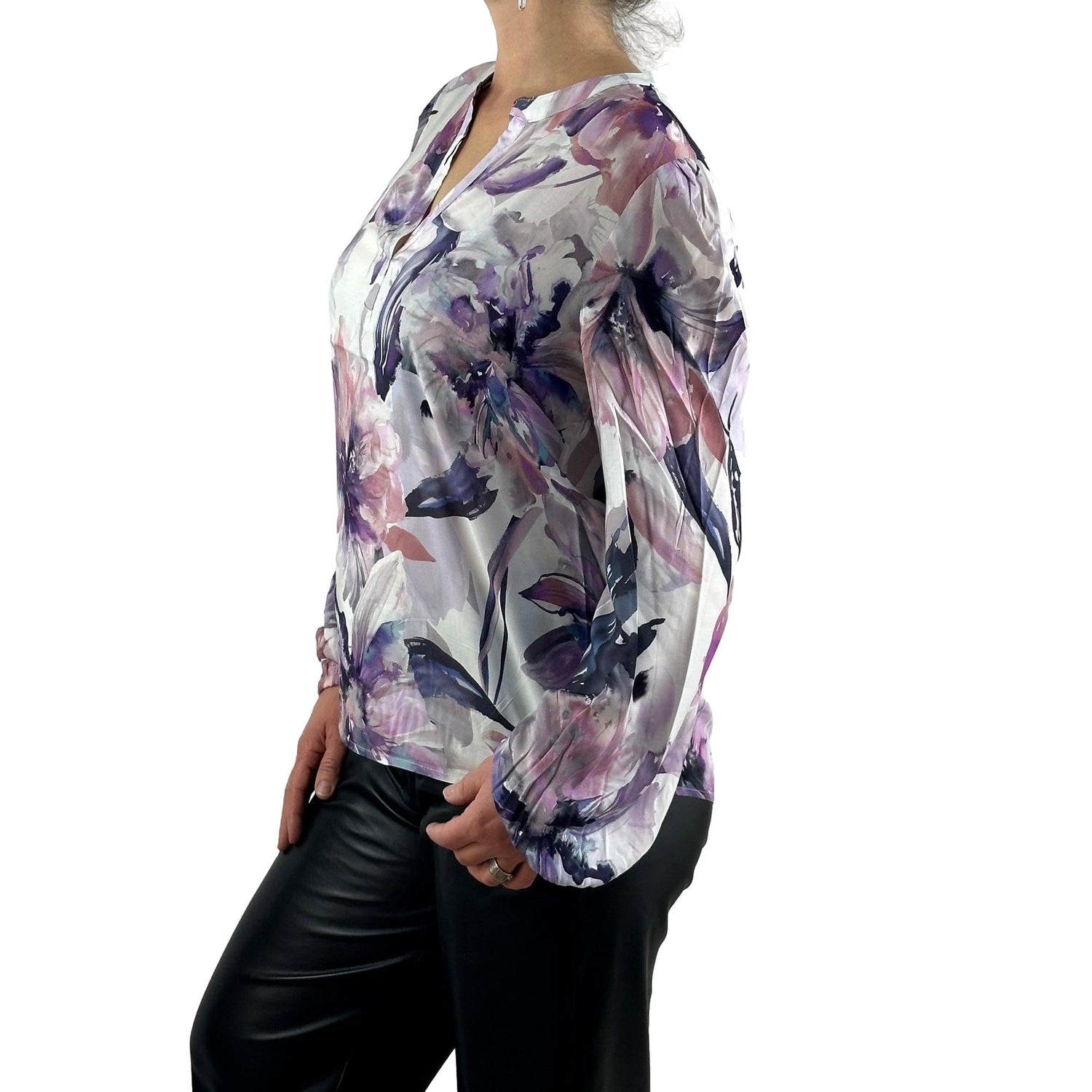 Bluse mit Blumenmuster. Mode von Monari. Seidel Moden Onlineshop