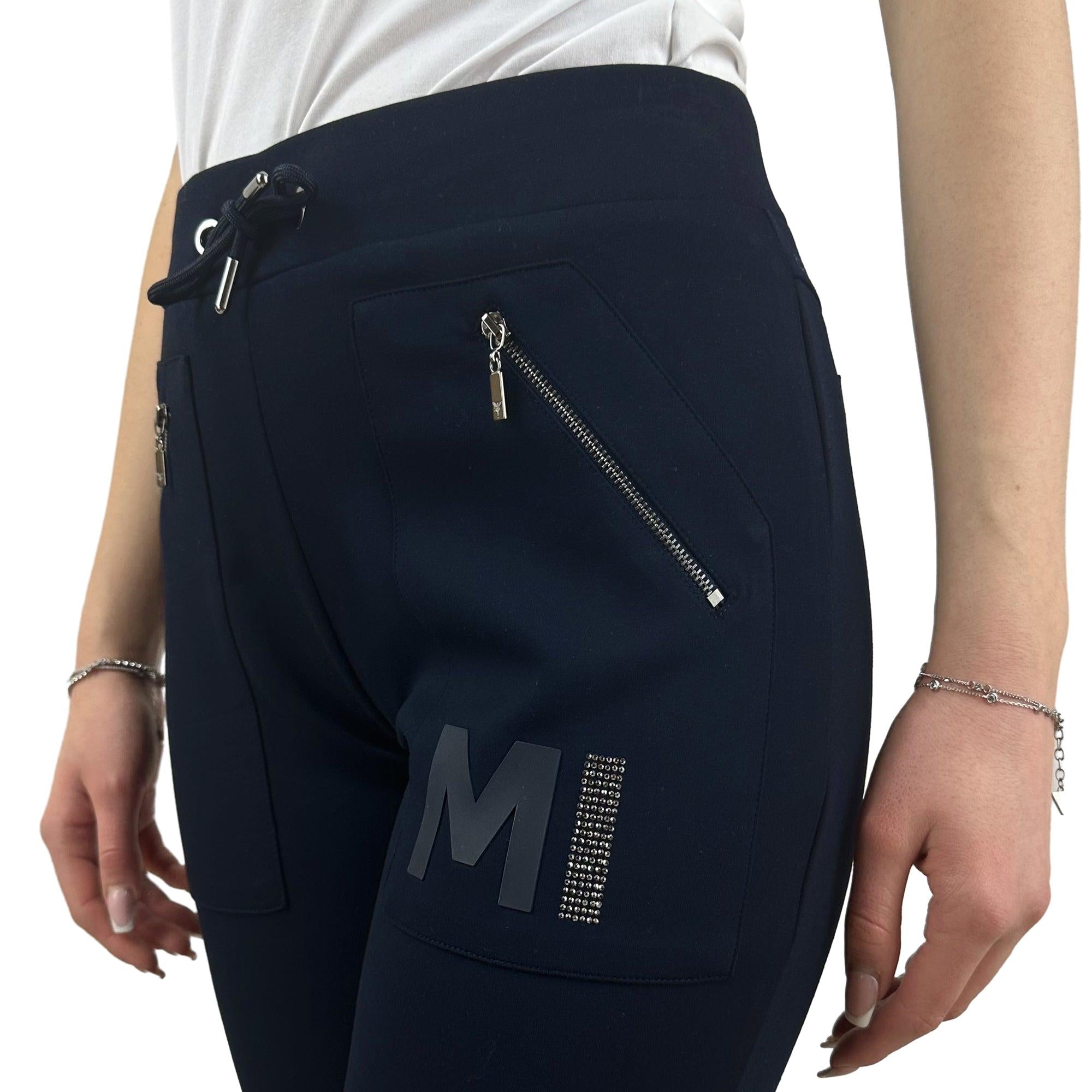 Joggpant mit Glitzer. Mode von Monari. Seidel Moden Onlineshop