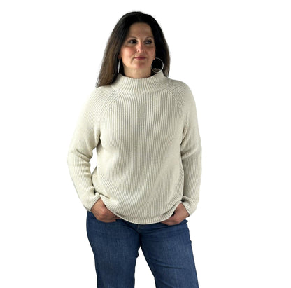 Pullover mit angeschnittenem Kragen. Mode von Monari