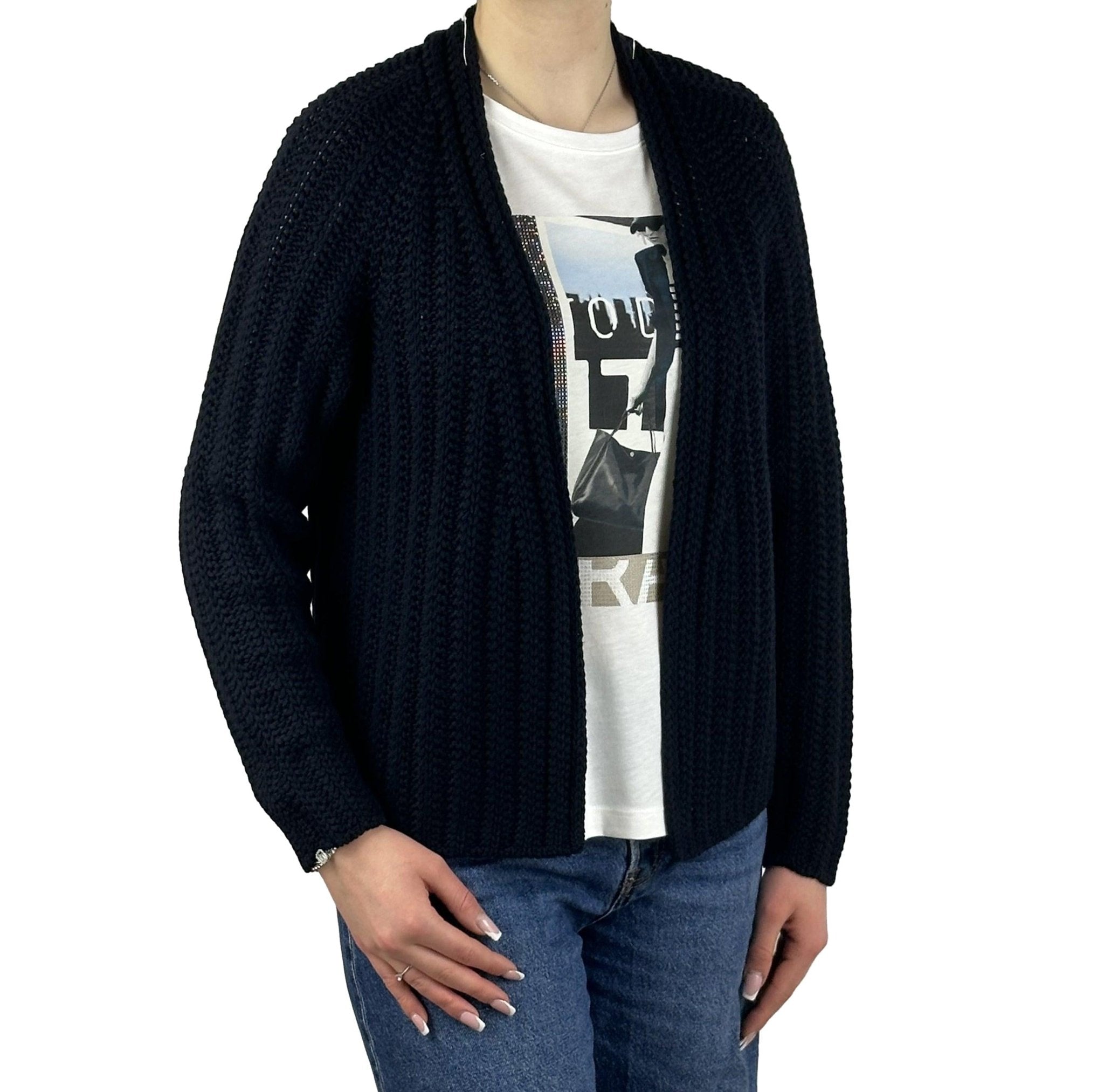 Strickjacke im Cardigan Stil. Mode von Monari. Seidel Moden Onlineshop