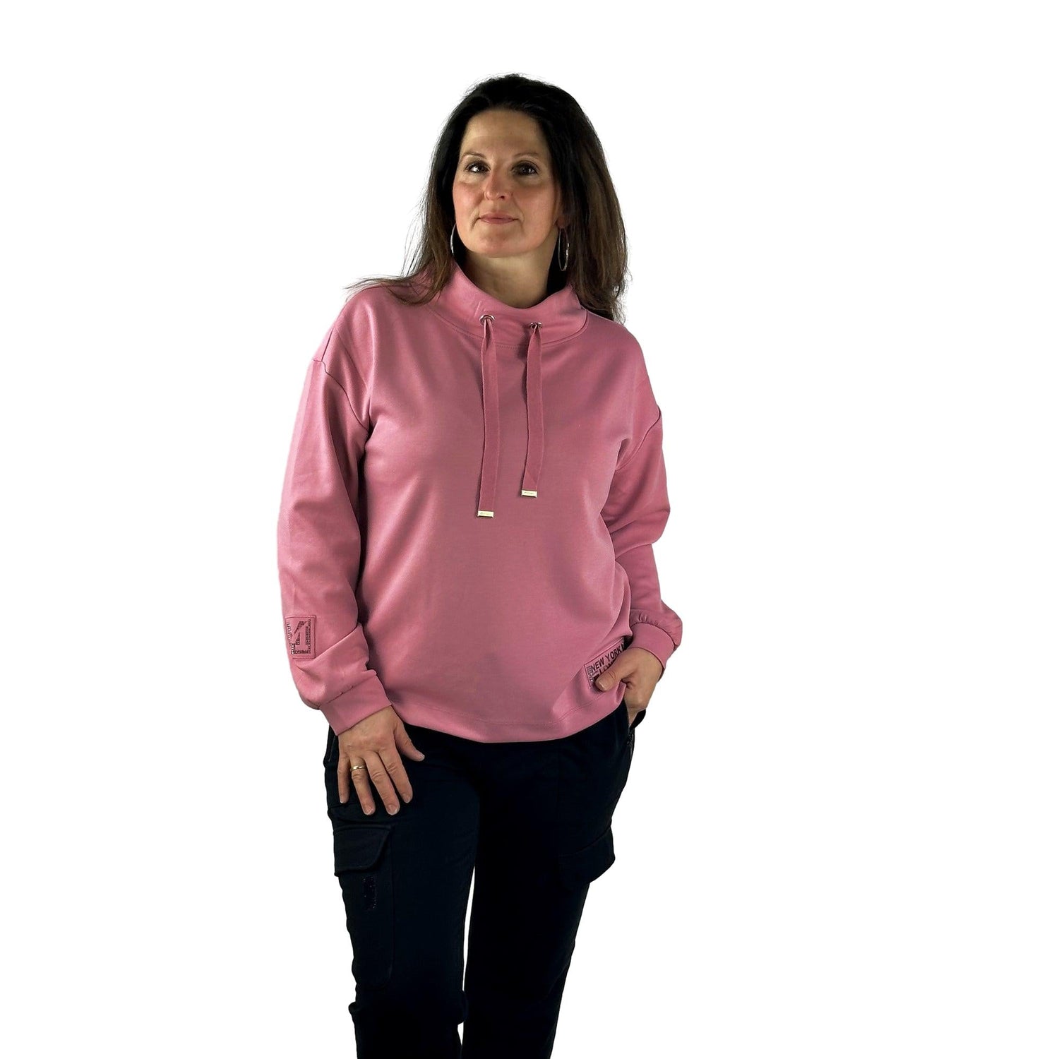 Sweatshirt mit angeschnittenem Kragen. Mode von Monari