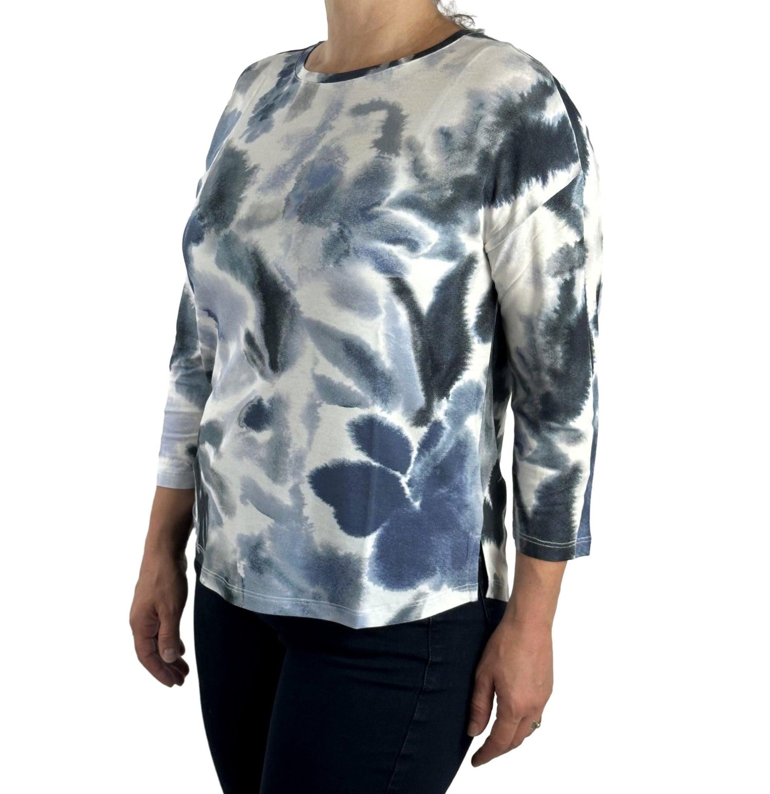 Shirt mit Allover-Print. Mode von Monari